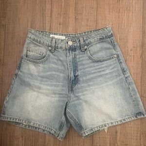 ZARA Women Denim Jeans Mom Casual Shorts Beach Festival High-Waisted Size 2